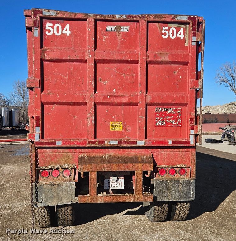 image for item DS6486 2005 Steco  SE04172 refuse trailer