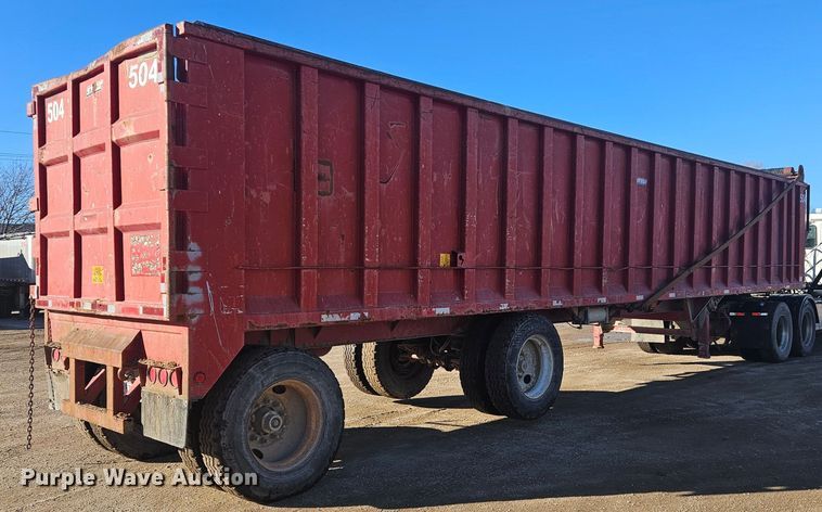 image for item DS6486 2005 Steco  SE04172 refuse trailer