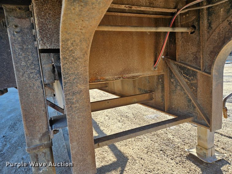 image for item DS6487 2007 Great Dane  GPMW5353 drop deck trailer