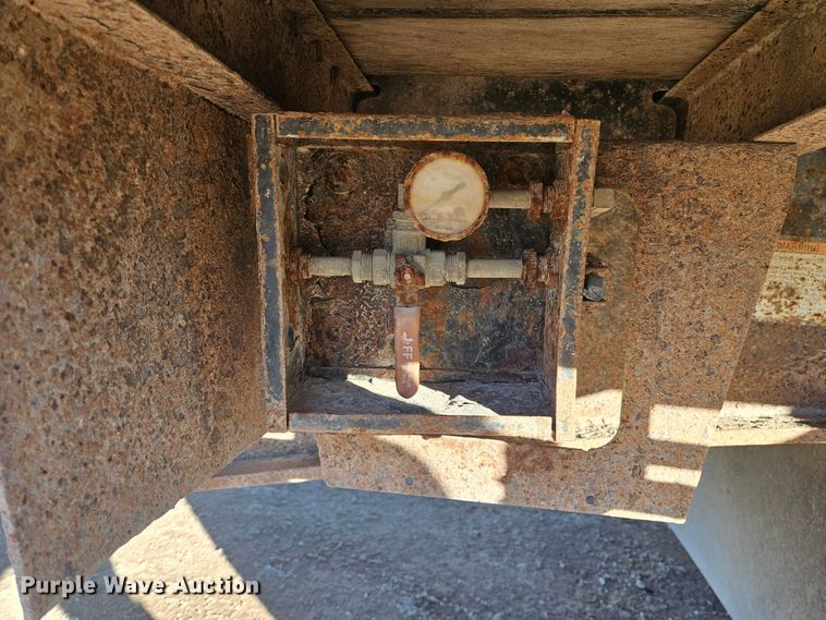 image for item DS6487 2007 Great Dane  GPMW5353 drop deck trailer