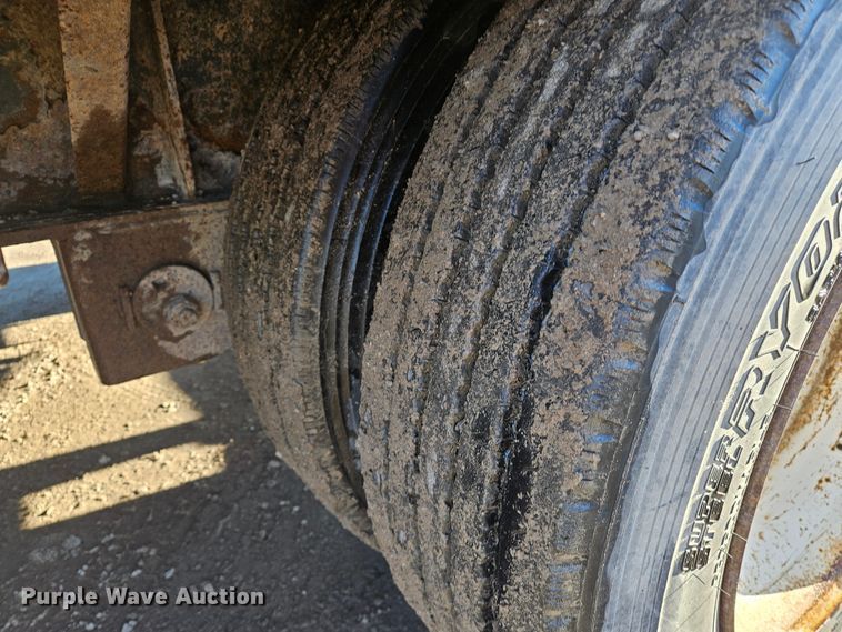 image for item DS6487 2007 Great Dane  GPMW5353 drop deck trailer