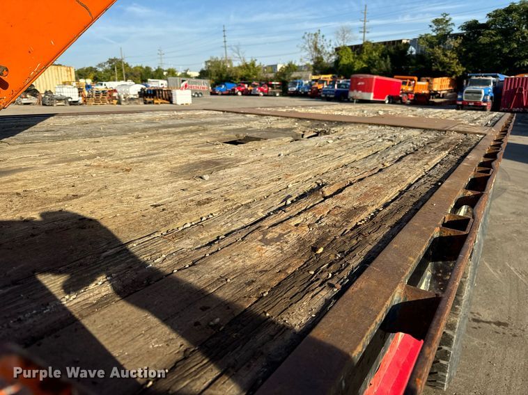 image for item DT2031 1997 Ford  LNT8000 flatbed truck with crane