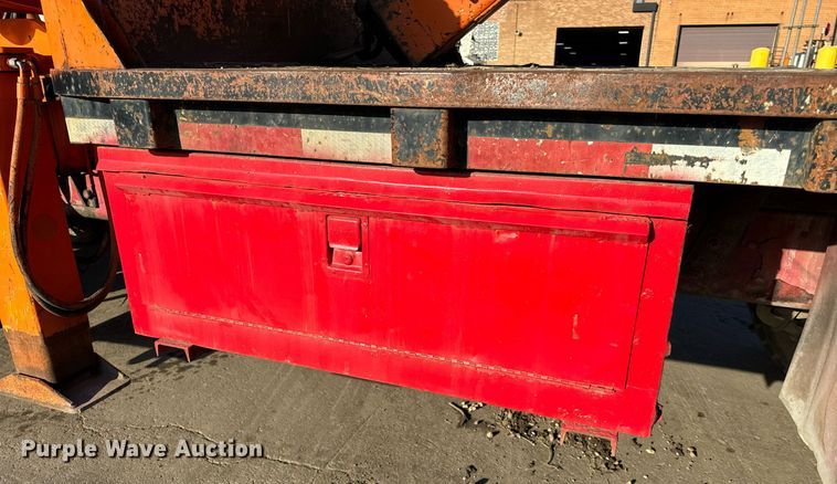 image for item DT2031 1997 Ford  LNT8000 flatbed truck with crane