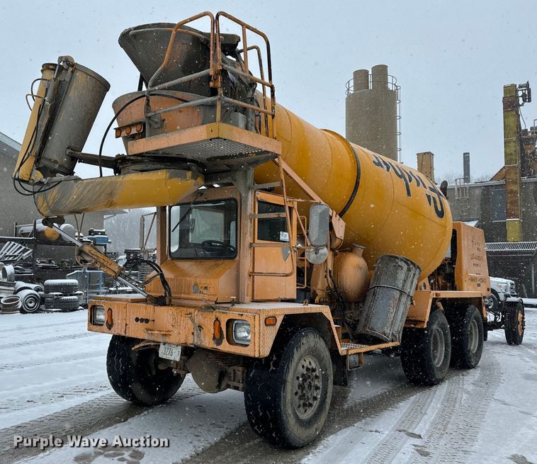 image for item DT2248 1998 Advance  C10335AT6810 ready mix truck