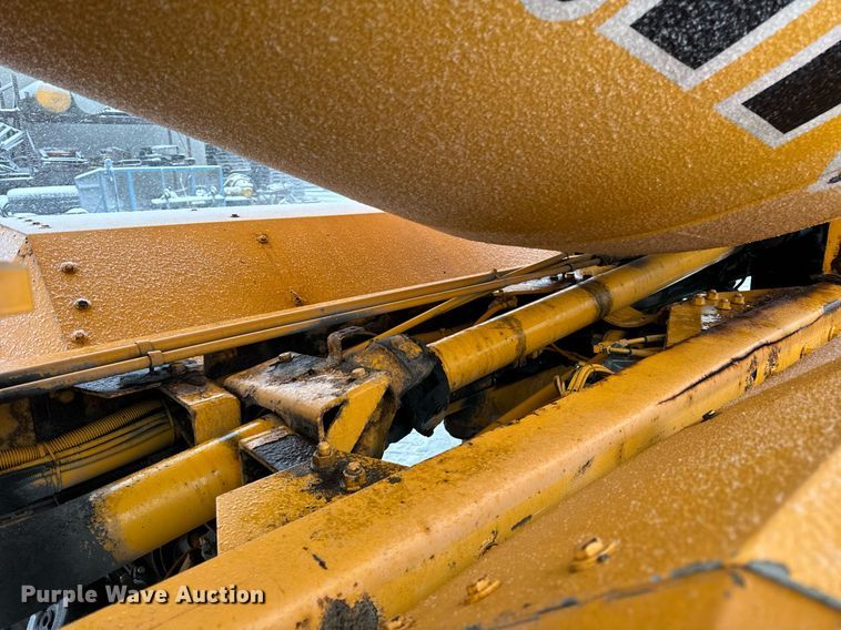 image for item DT2248 1998 Advance  C10335AT6810 ready mix truck