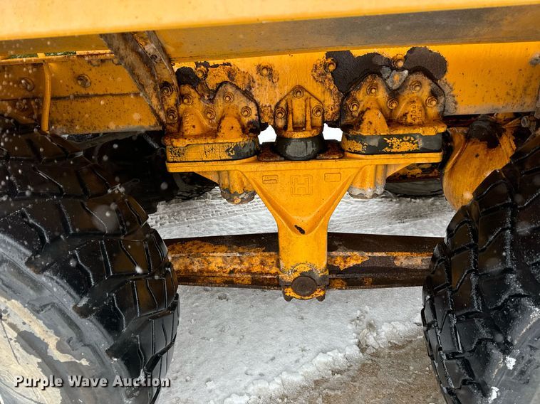 image for item DT2248 1998 Advance  C10335AT6810 ready mix truck