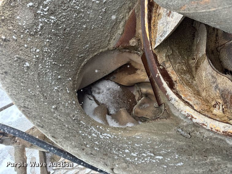 image for item DT2248 1998 Advance  C10335AT6810 ready mix truck