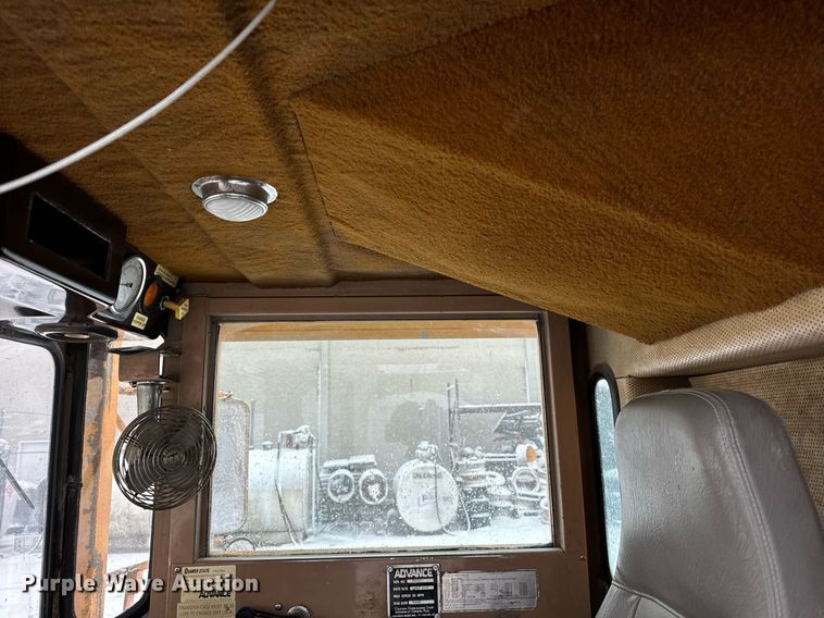 image for item DT2248 1998 Advance  C10335AT6810 ready mix truck