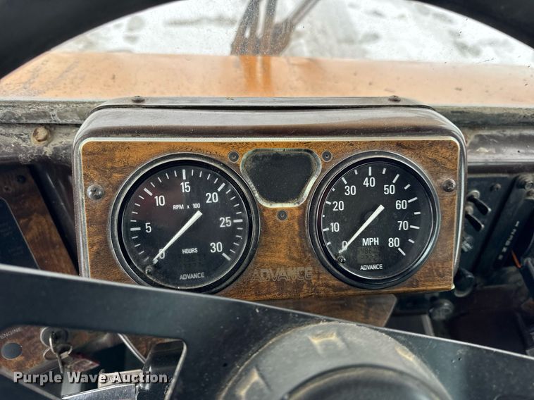 image for item DT2248 1998 Advance  C10335AT6810 ready mix truck