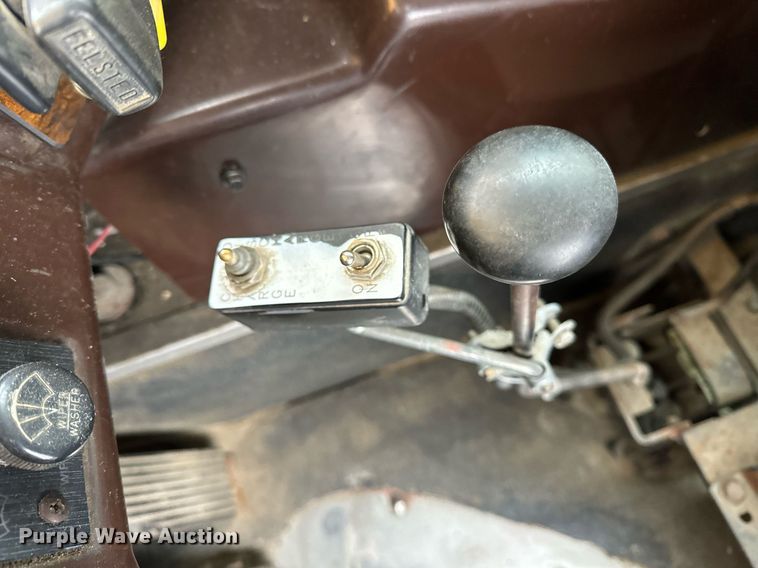 image for item DT2248 1998 Advance  C10335AT6810 ready mix truck