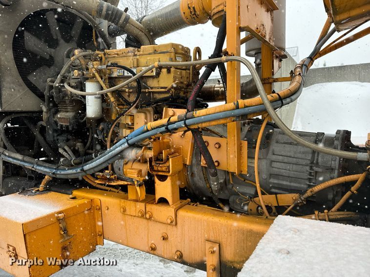 image for item DT2248 1998 Advance  C10335AT6810 ready mix truck