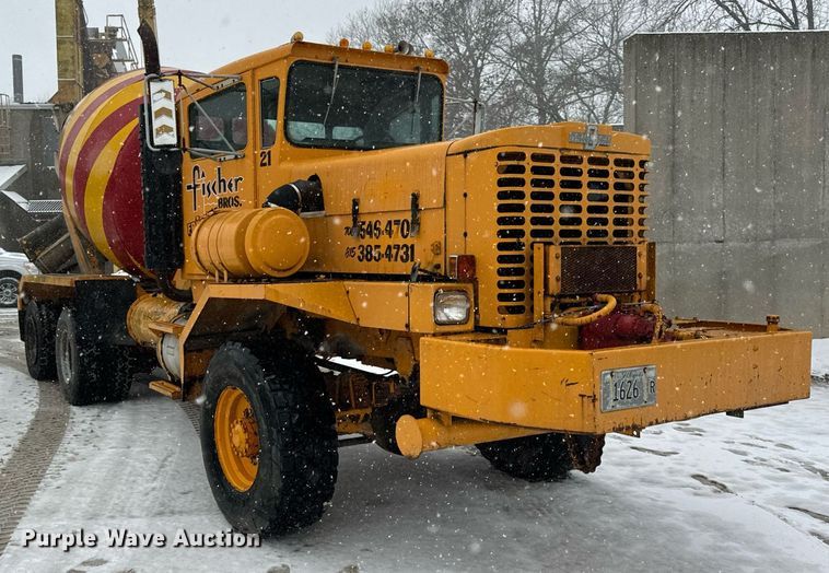 image for item DT2249 1988 Oshkosh  F-1840-SP ready mix truck