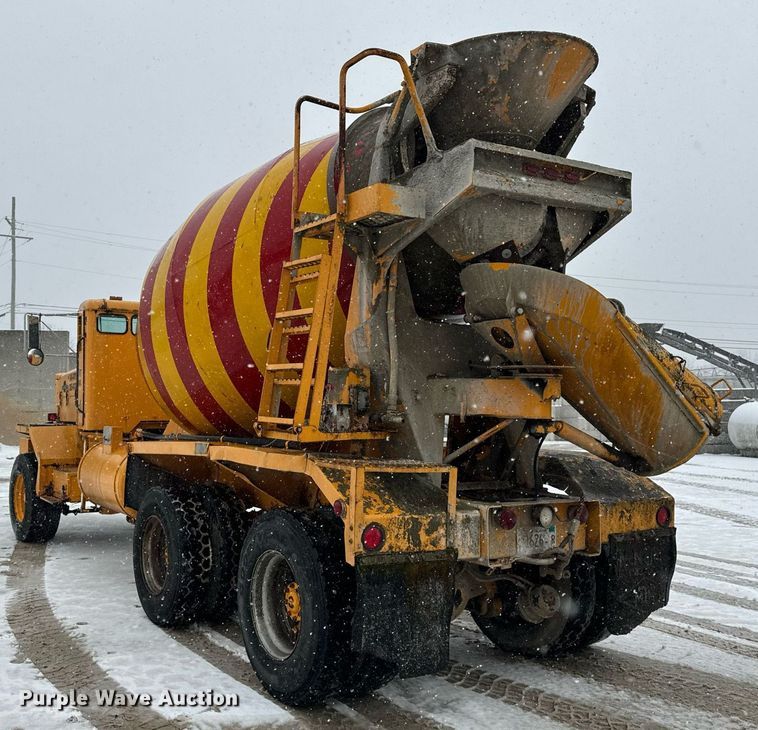 image for item DT2249 1988 Oshkosh  F-1840-SP ready mix truck