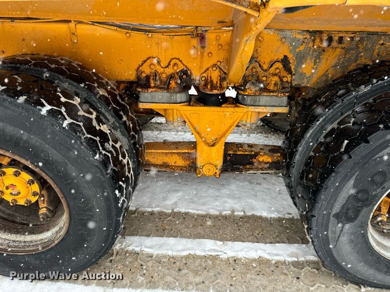 image for item DT2249 1988 Oshkosh  F-1840-SP ready mix truck