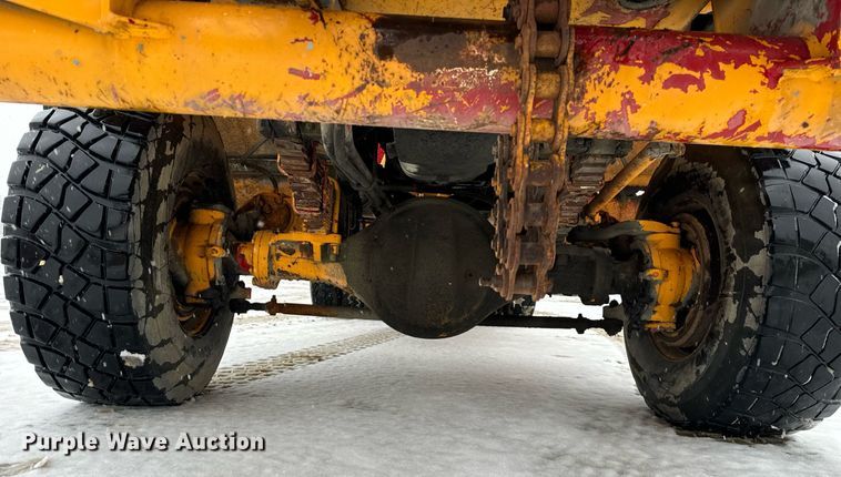 image for item DT2249 1988 Oshkosh  F-1840-SP ready mix truck