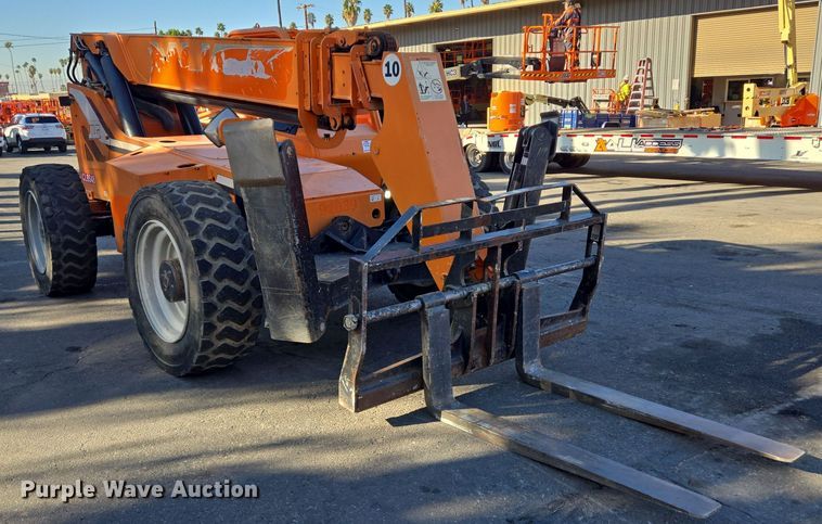image for item DT5370 2012 JLG 10054 telehandler