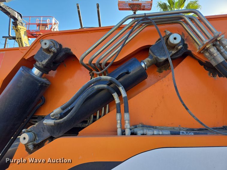 image for item DT5370 2012 JLG 10054 telehandler