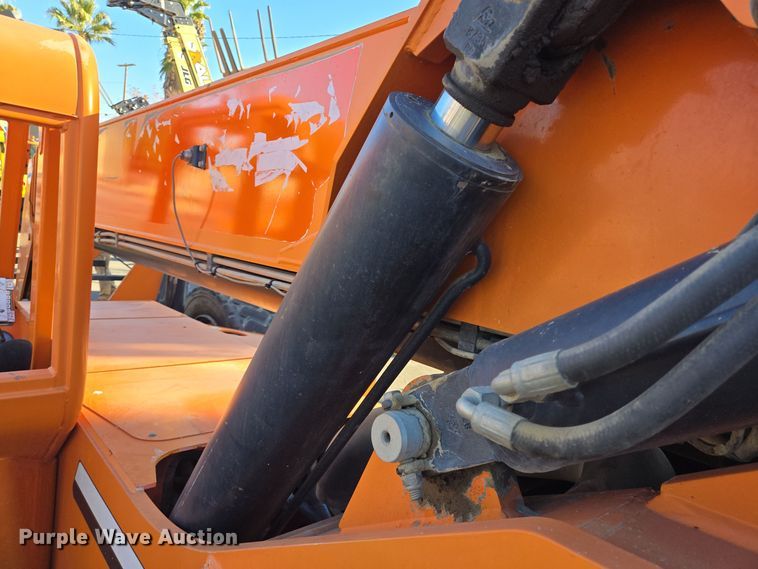 image for item DT5370 2012 JLG 10054 telehandler