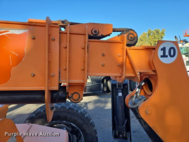 image for item DT5370 2012 JLG 10054 telehandler