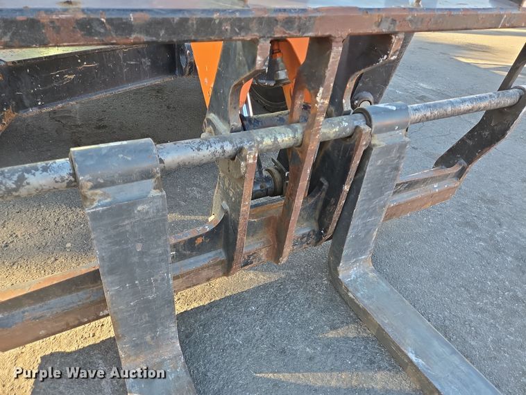 image for item DT5370 2012 JLG 10054 telehandler