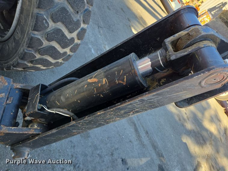 image for item DT5370 2012 JLG 10054 telehandler