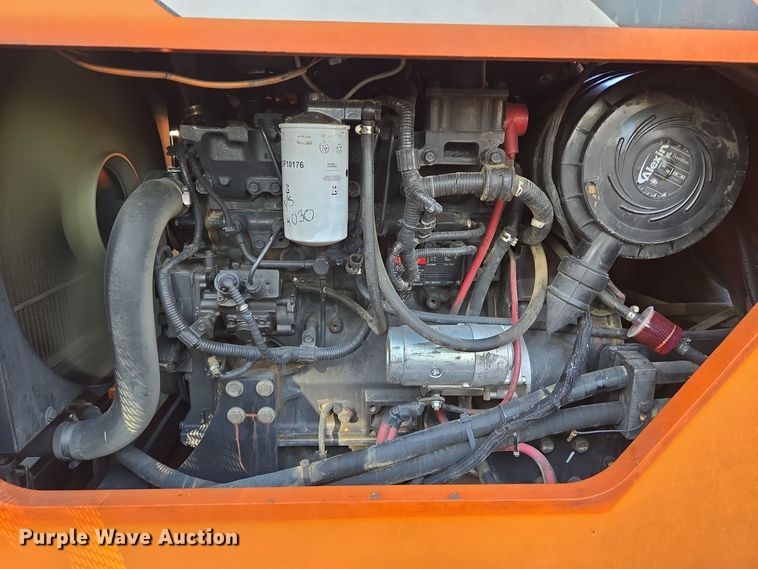 image for item DT5370 2012 JLG 10054 telehandler