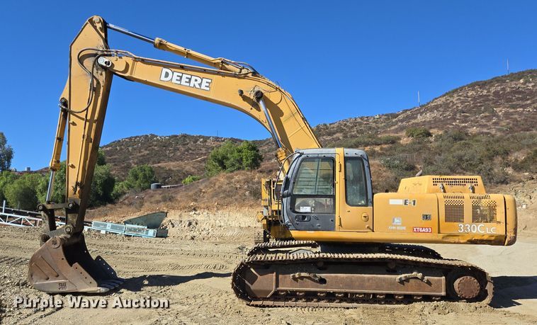 image for item DT5371 2005 John Deere 330C LC excavator