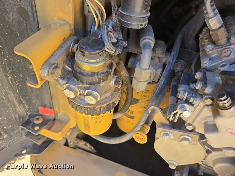 image for item DT5372 2006 Caterpillar 257B tracked skid steer loader