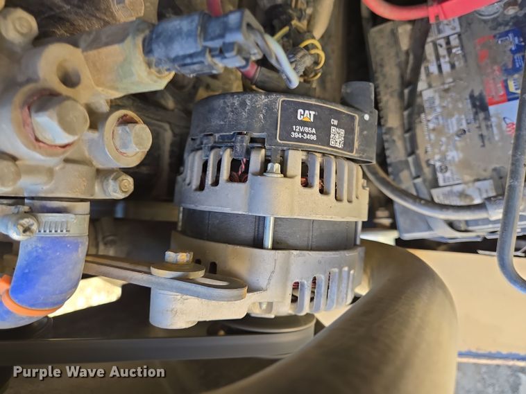 image for item DT5372 2006 Caterpillar 257B tracked skid steer loader