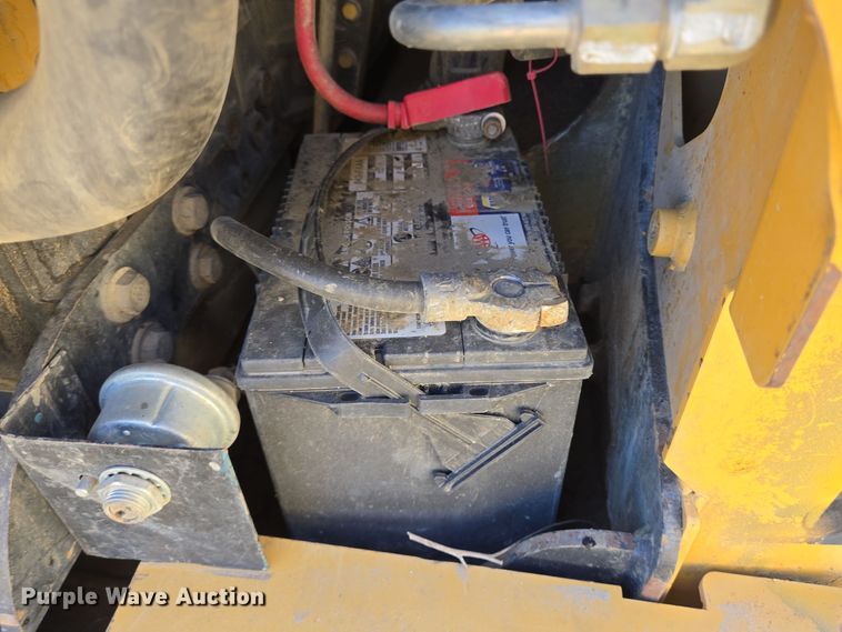 image for item DT5372 2006 Caterpillar 257B tracked skid steer loader