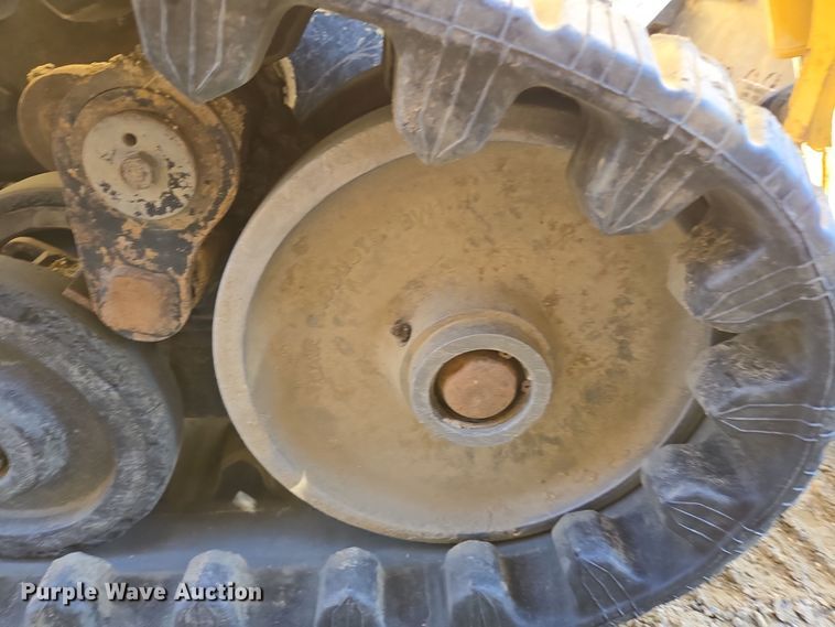 image for item DT5372 2006 Caterpillar 257B tracked skid steer loader