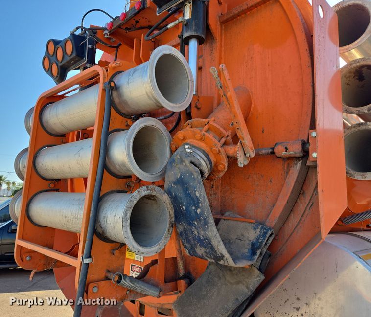 image for item DT5390 2002 International 2554 sewer jetter truck