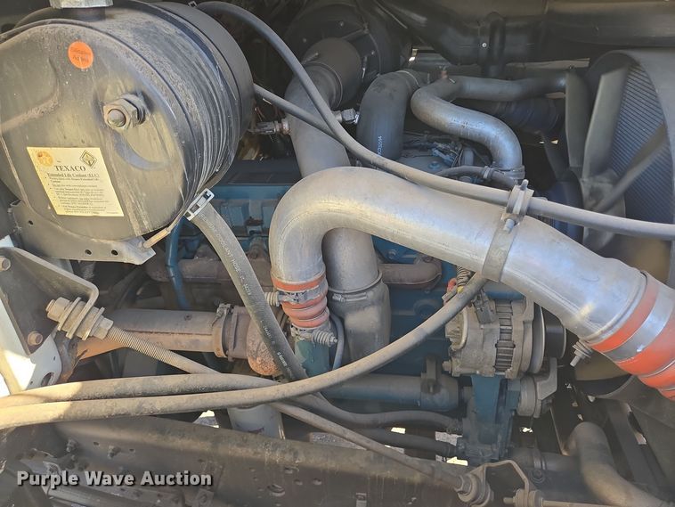 image for item DT5390 2002 International 2554 sewer jetter truck