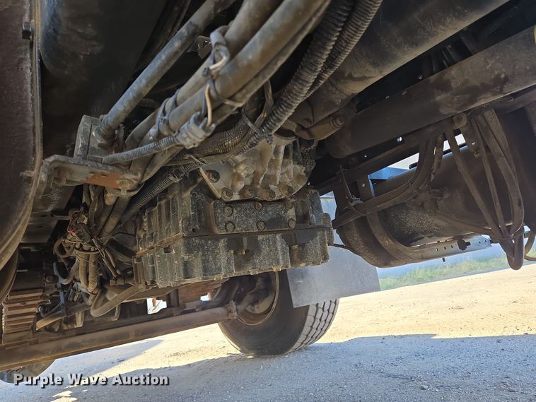 image for item DT5390 2002 International 2554 sewer jetter truck