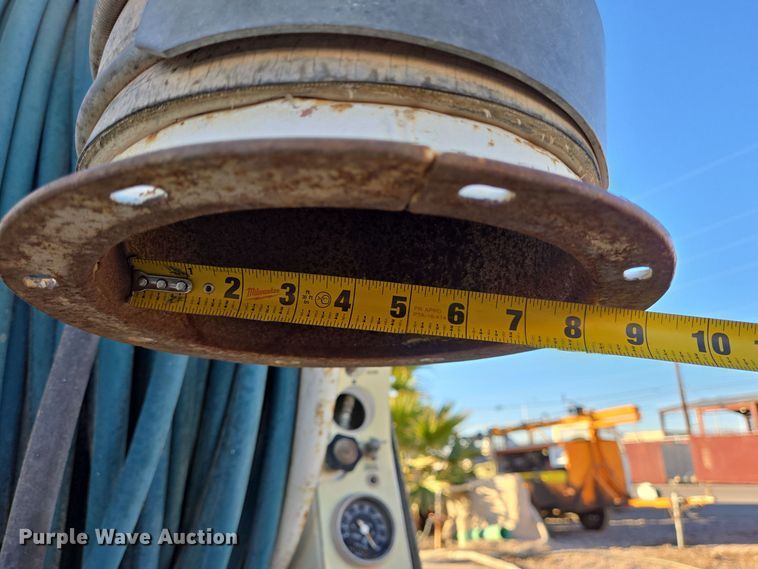 image for item DT5395 2001 International 2554 4X2 sewer jetter truck