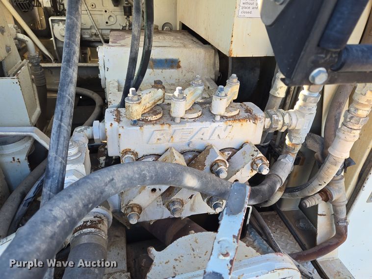 image for item DT5395 2001 International 2554 4X2 sewer jetter truck