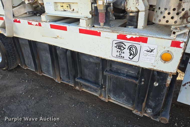 image for item DT5395 2001 International 2554 4X2 sewer jetter truck