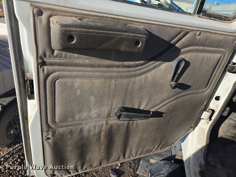 image for item DT5395 2001 International 2554 4X2 sewer jetter truck