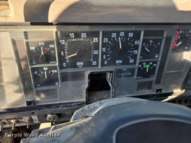 image for item DT5395 2001 International 2554 4X2 sewer jetter truck