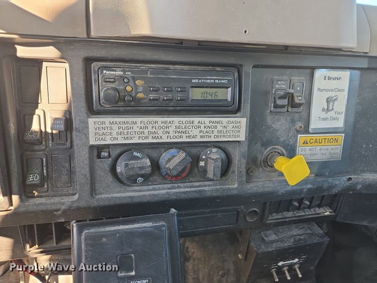 image for item DT5395 2001 International 2554 4X2 sewer jetter truck