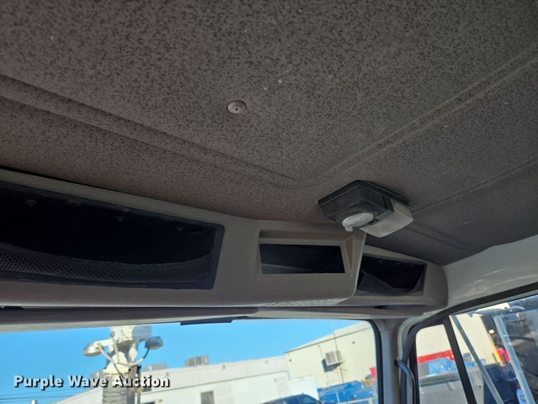 image for item DT5395 2001 International 2554 4X2 sewer jetter truck