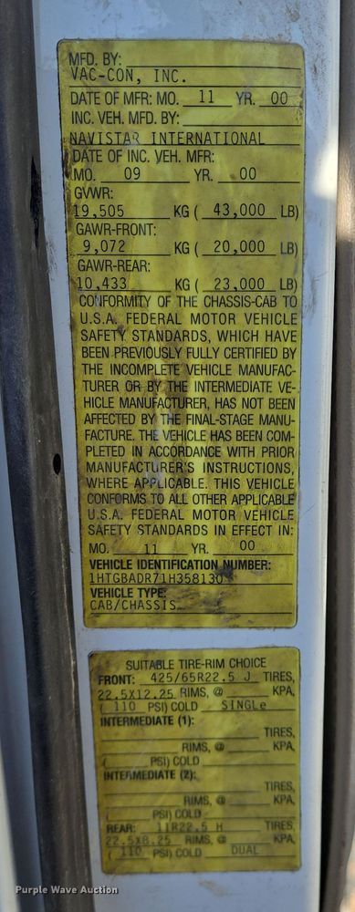 image for item DT5395 2001 International 2554 4X2 sewer jetter truck