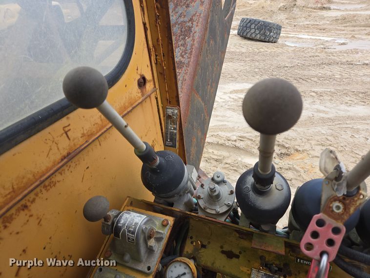 image for item DT5398 1973 American 4260 crane