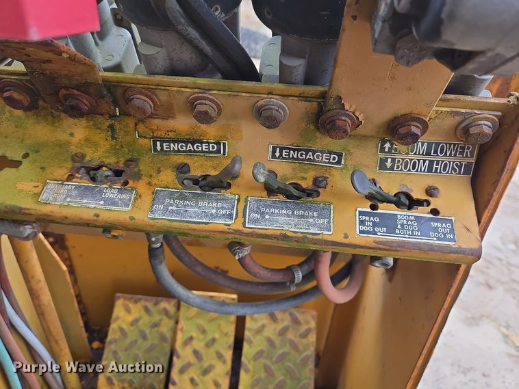 image for item DT5398 1973 American 4260 crane