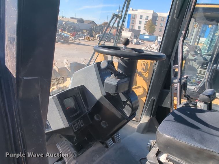 image for item DT6555 1999 Caterpillar 950G wheel loader