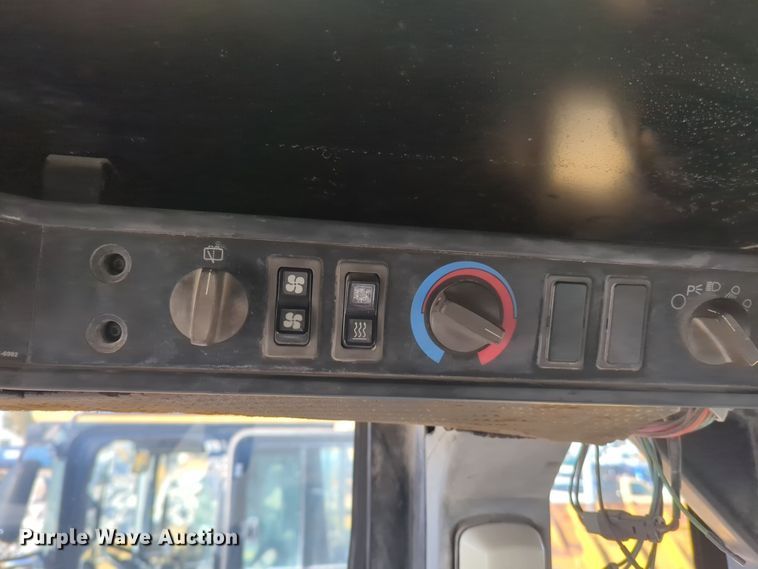 image for item DT6555 1999 Caterpillar 950G wheel loader