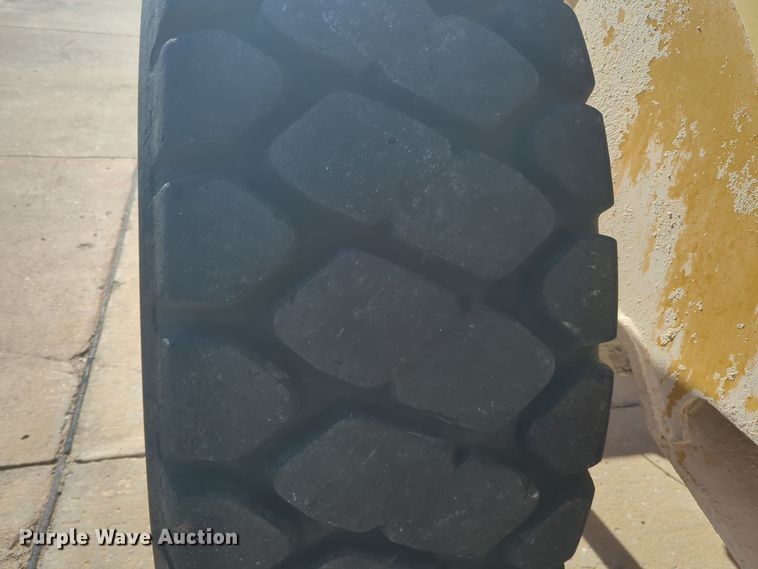image for item DT6555 1999 Caterpillar 950G wheel loader