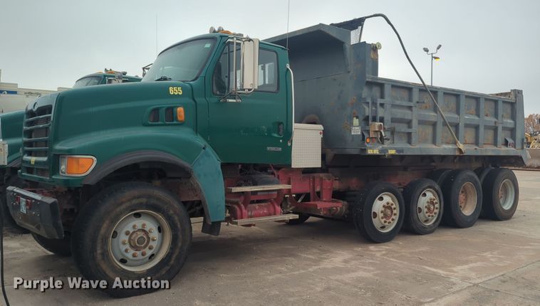 image for item DT6558 2005 Sterling L9500 dump truck
