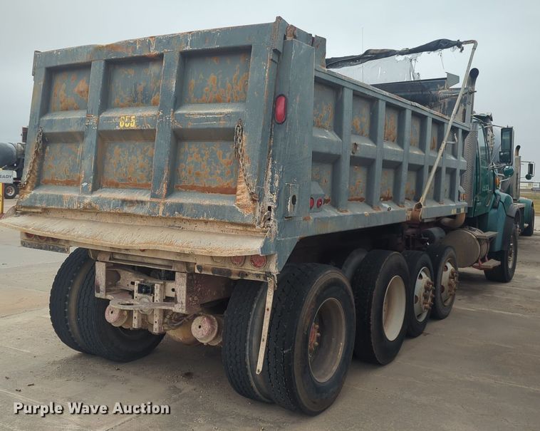 image for item DT6558 2005 Sterling L9500 dump truck