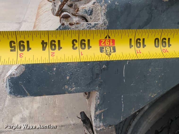 image for item DT6558 2005 Sterling L9500 dump truck